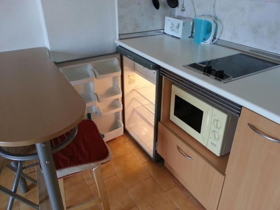 Estudio En Torrevieja A 700 M Del Mar Zewnętrze zdjęcie