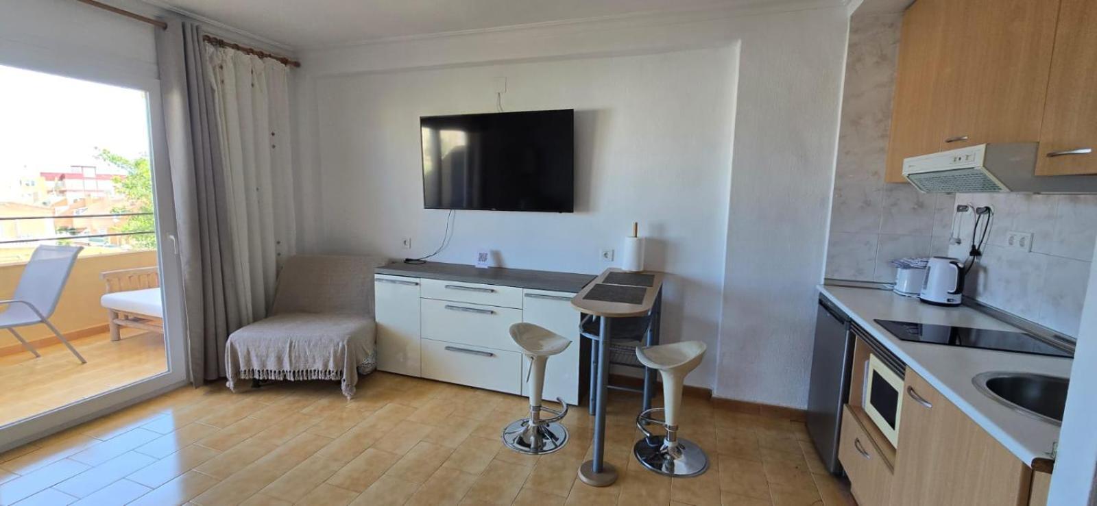 Estudio En Torrevieja A 700 M Del Mar Zewnętrze zdjęcie
